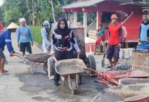Mbak Jeki Turut Gotong-Royong Revitalisasi Jalan