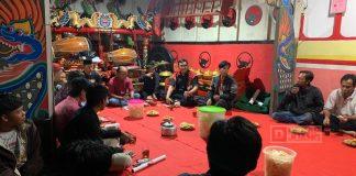 Medy Aditiya Beri Bantuan Hibah Kepada Kelompok Seni Setyo Budoyo Medy Aditiya memberi bantuan dana hibah kepada kelompok seni di Dusun Selomerto