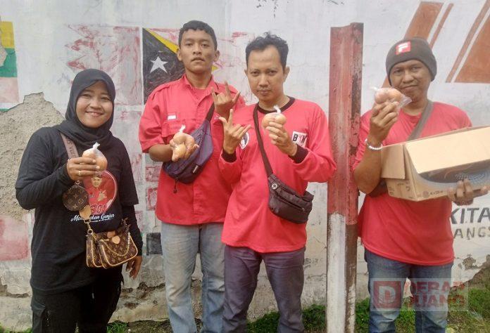 PDI Perjuangan Kota Pekalongan Kampanye Door to Door