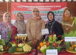 Sri Rejeki: Busana Nasional Khas Jawa Mewarnai Aksi PIIAD Sri Rejeki: Busana Nasional Khas Jawa Mewarnai Aksi PIIAD