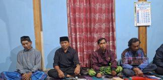 Suprapto Gelar Pertemuan di Dusun Gendungan Suprapto Gelar Pertemuan di Dusun Gendungan