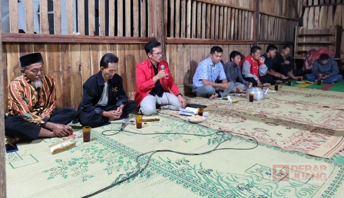 Suyoto Gelar Pertemuan Bersama Komunitas Tani Suyoto Gelar Pertemuan Bersama Komunitas Tani