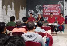 Temui Gugus Tugas, Junarso Perkuat Tim Pemenangan Di TPS Temui Gugus Tugas, Junarso Perkuat Tim Pemenangan Di TPS