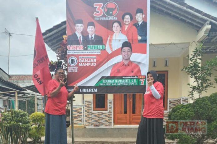 Tim Srikandi Himawan Bantu Pasang Rountag di Ciberem Srikandi