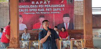 Samsi Gelar Konsolidasi dan Lomba Pigura Bung Karno di Tamansari dan Regaloh Samsi Gelar Konsolidasi dan Lomba Pigura Bung Karno di Tamansari dan Regaloh