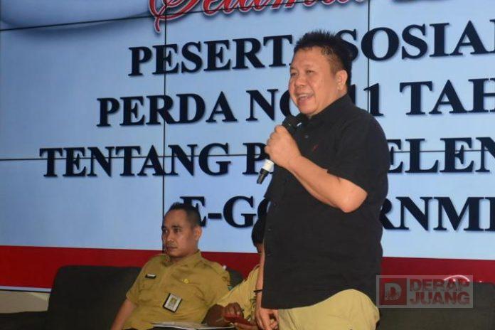 Dance Ishak Palit menggelar Sosialisasi Peraturan Daerah (Perda) No.11 Tahun 2018 tentang Penyelenggaraan E-Goverment. Dance Gelar Sosialisasi Peraturan Daerah (Perda) No.11 Tahun 2018