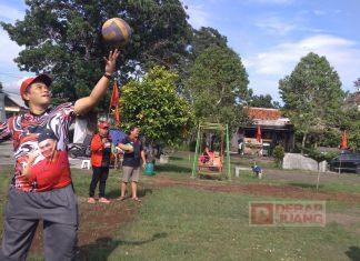 Dorong Olahraga Voli, Hartoko Gelar Lomba Voli Bagi Ibu-ibu PKK RW 06 Tegalrejo Dorong Olahraga Voli, Hartoko Gelar Lomba Voli Bagi Ibu-ibu PKK RW 06 Tegalrejo