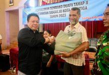 Dance Serahkan Bantuan 500 Paket Sembako Dari Pemkot Salatiga Dance Serahkan Bantuan 500 Paket Sembako Dari Pemkot Salatiga