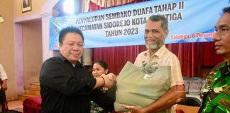 Dance Serahkan Bantuan 500 Paket Sembako Dari Pemkot Salatiga Dance Serahkan Bantuan 500 Paket Sembako Dari Pemkot Salatiga