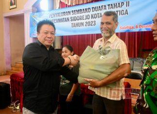 Dance Serahkan Bantuan 500 Paket Sembako Dari Pemkot Salatiga Dance Serahkan Bantuan 500 Paket Sembako Dari Pemkot Salatiga