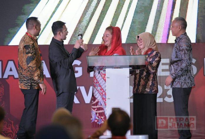 Jemput Bola Guna Menarik Investor, Mbak Ita Gelar SemBiz di Jakarta