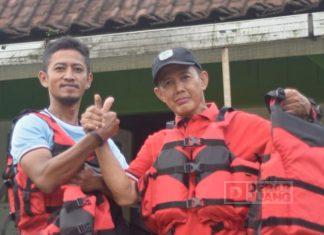 Sarmin Gelontorkan Rompi untuk Pengusaha di Wisata Sitalang