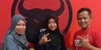 Mas Alex Salurkan SK PIP Aspirasi Mbak Puan Mas Alex Salurkan SK PIP Aspirasi Mbak Puan