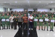 Bung Dance Salurkan Bantuan Aspirasi Kepada 1.312 Satlinmas se-Kota Salatiga