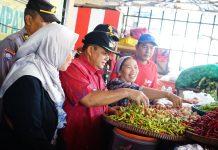 Sidak Pasar, Ngesti Awasi Stabilitas Harga Kebutuhan Pokok Menjelang Nataru