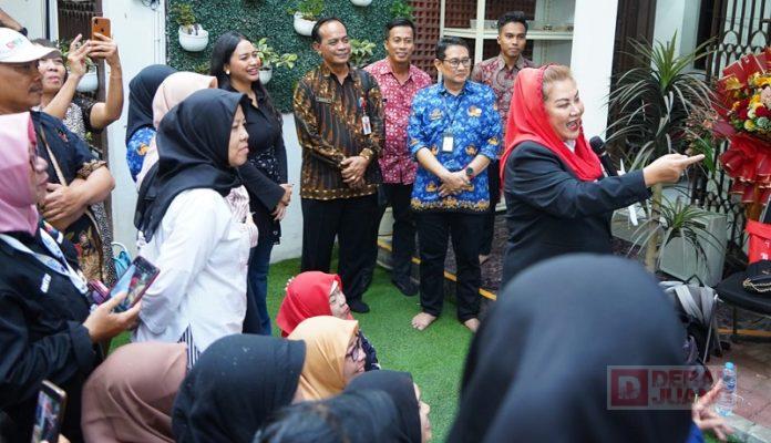 Gaet Influencer, Mbak Ita Dorong UMKM Belajar Meningkatkan Penjualan Gaet Influencer, Mbak Ita Dorong UMKM Belajar Meningkatkan Penjualan