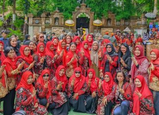 Bersama DepWan DPC PDI Perjuangan Kab Magelang, Siti Atikoh Jadi Pengrawit di Magelang