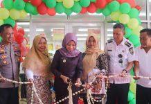 Ristawati Resmikan BUMDES MAPAN Mart 2 Desa Karangsari Ristawati Resmikan BUMDES MAPAN Mart 2 Desa Karangsari
