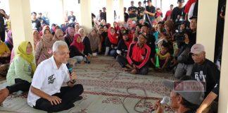 Temui Petani di Sukoharjo, Ganjar Sosialisasikan Program KTP Sakti Temui Petani di Sukoharjo, Ganjar Sosialisasikan Program KTP Sakti