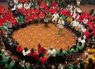 Pemilu 43 Hari Lagi, Ganjar Titipkan 3 Pesan Bagi TPC Ganjar-Mahfud se-Semarang Raya Pemilu 43 Hari Lagi, Ganjar Titipkan 3 Pesan Bagi TPC se-Semarang Raya