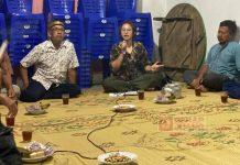 Azalea Sosialisaiskan Demokrasi Program Di Dusun Ngembong