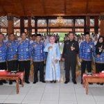 Foto-bersama-SMA-Negeri-1-Pulokulon