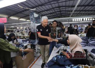 Sambangi Buruh Garmen di Banjarnegara, Ganjar : Pemerintah Harus Hadir Bagi Pengusaha