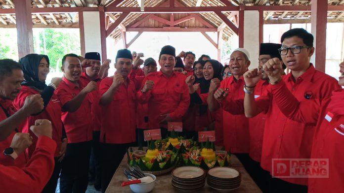 Rayakan HUT Partai ke 51 Tahun, Ridwan Bakar Semangat Menuju Kemenangan Rayakan HUT Partai ke 51 Tahun, Ridwan Bakar Semangat Menuju Kemenangan