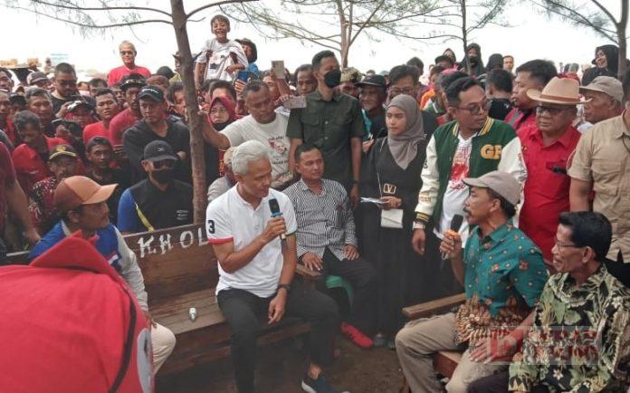 Kader Banteng Kota Pekalongan Sambut Kedatangan Ganjar Pranowo