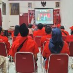 Foto: Kader PDI Perjuangan Kota Pekalongan ikuti HUT Partai Via Daring, Rabu (10/01/2024) di DPC.