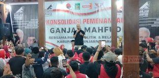 Mampir Banjarnegara, Ganjar Pranowo Temui Penderes Kelapa, Buruh Pabrik, dan Relawan