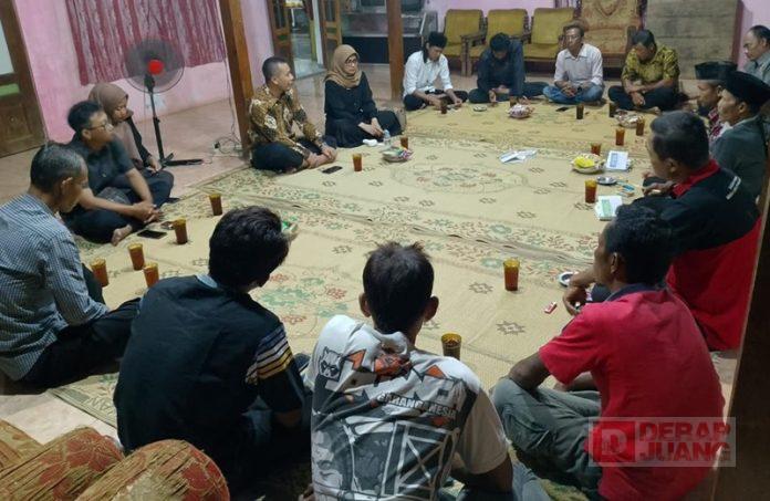 Mbak Binta Melakukan Pertemuan Bersama Pengurus Ranting Jatimarto Mbak Binta Melakukan Pertemuan Bersama Pengurus Ranting Jatimarto