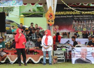 Melalui Kesenian, Sri Ruwiyati dan Wahju Djatmika Ajak Warga Menangkan Ganjar Mahfud