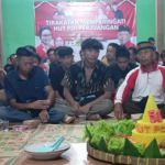 Para Bintang Sragen Adakan Giat Tirakatan HUT PDI Perjuangan di Tingkat RT dan RW