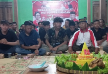 Para Bintang Sragen Adakan Giat Tirakatan HUT PDI Perjuangan di Tingkat RT dan RW Para Bintang Sragen Adakan Giat Tirakatan HUT PDI Perjuangan di Tingkat RT dan RW