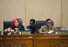 Agus Siswanto Pimpin Rapat Paripurna Penetapan Peraturan Daerah Pembacaan Perda yang telah ditetapkan