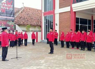 Peringati HUT PDI Perjuangan Ke-51, Banteng Banyumas Gelar Upacara Bendera