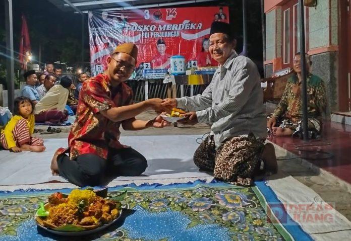 Sachrul Pamuji Potong Tumpeng Bersama Warga SokoDuwet