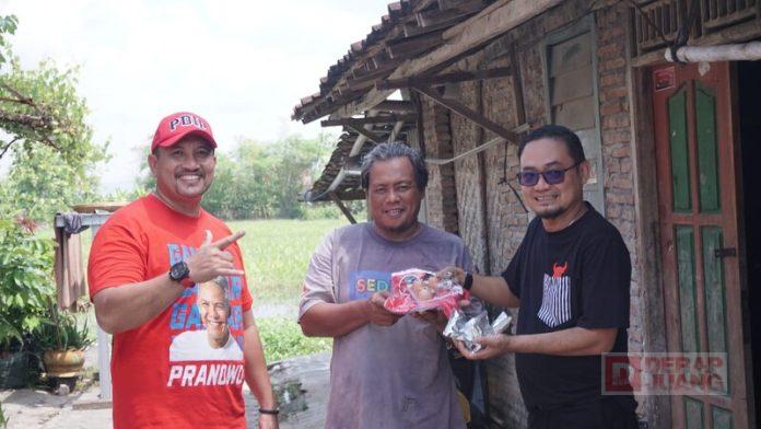 Sosialisasi KTP Sakti dan pembagian telur