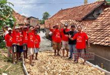 Subandriyo Bantu Pengecoran jalan