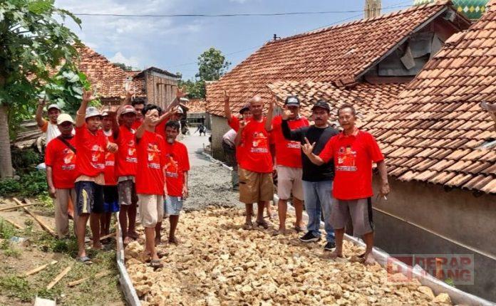 Subandriyo Bantu Pengecoran jalan Subandriyo Bantu Pengecoran jalan