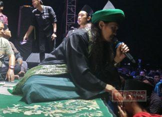 TPC Ganjar-Mahfud Kota Pekalongan Gelar Sholawat Bersama Gus Ali Gondrong