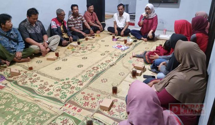 Upaya Mbak Binta Membangun Koneksi dengan Masyarakat Upaya Mbak Binta Bangun Koneksi Bersama Masyarakat di Kecamatan Sidoharjo