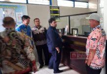 Bersama Komisi B Kunjungi BPR BKK Sidareja, Purwanto: Tingkatkan Terus Kinerjanya