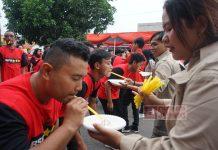 Para staf BSPN ad hoc Komandante Bintang 3 kompak mengikuti mancakrida atau outbound di halaman Kantor DPD PDI Perjuangan Jateng, yang merupakan salah satu aktivitas dalam acara Training of Trainer (ToT) sistem penghitungan mandiri Pemilu 2024,