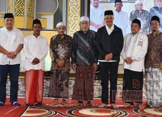 Ganjar Hadiri Haul ke-65 KH Badawi Hanafi di Ponpes Al-Ihya Ulumuddin Cilacap