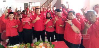 Meriahkan HUT ke-51 Partai, DPC PDI Perjuangan Cilacap Potong Tumpeng