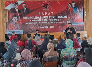 Ali Badrudin Gelar Konsolidasi Bersama Timses Desa Larangan Ali Badrudin Gelar Konsolidasi Bersama Timses Desa Larangan