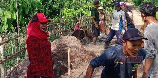 Berikan Manfaat, Nike Bangun Jalan Desa Sindangbarang