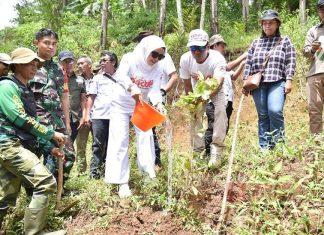Ristawati Hadiri Anniversary IOF Cabang Kebumen Ristawati Purwaningsih